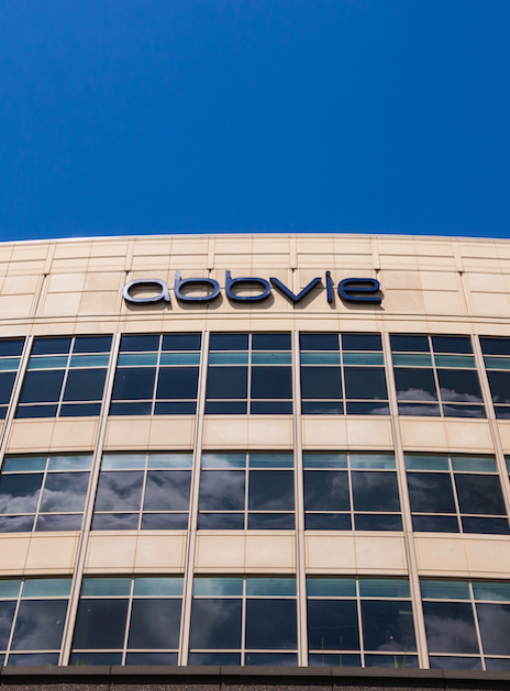 Head-on view of AbbVie's headquarters in Lake Forest, IL